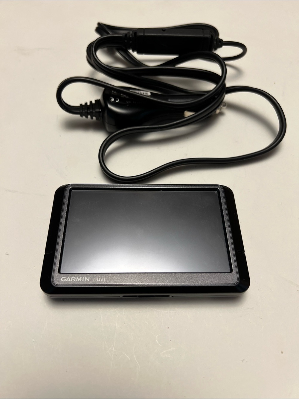 Garmin Nuvi GPS 265W Navigation With Car Charger AND Case WORKING